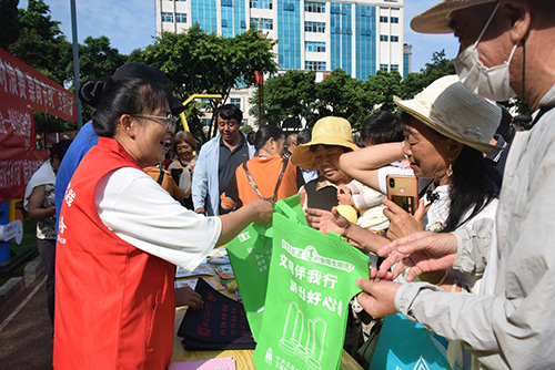 廣場社區(qū)推進(jìn)節(jié)約理念融入居民生活.jpg