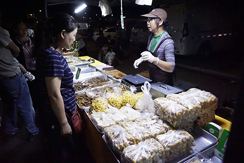 ——玉溪市夜間經(jīng)濟(jì)觀察1.jpg