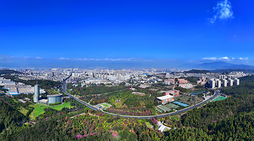 青春逐綠，共繪玉溪“山水長卷”.jpg
