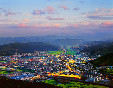 峨山縣