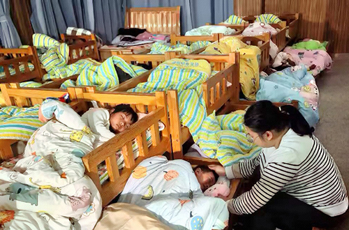 山路雖遠 愛有歸途.jpg